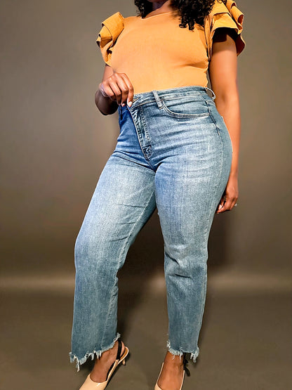 Tummy Control 90's Vintage Super High Rise Jeans Front Side View Women’s denim jeans High-waisted 
